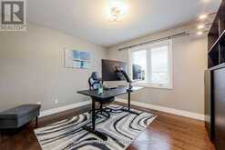 2025 PARKLANE CRESCENT | Burlington Ontario | Slide Image Twenty-seven