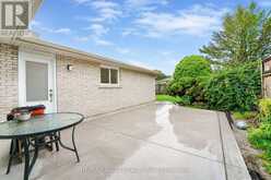 765 DODSWORTH CRESCENT | Mississauga Ontario | Slide Image Seventeen