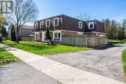 648-654 FRANCIS ROAD S | Burlington Ontario | Slide Image Four