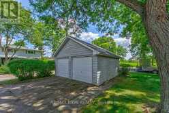 321 HIGHLAND PARK | Cambridge Ontario | Slide Image Thirteen