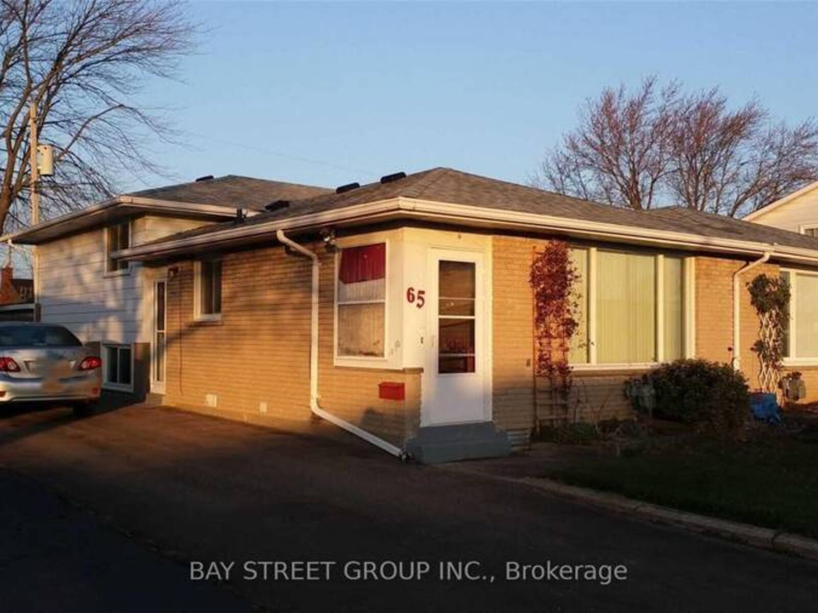 65 SAINT ANDREWS AVENUE, Welland, Ontario L3B 1E3