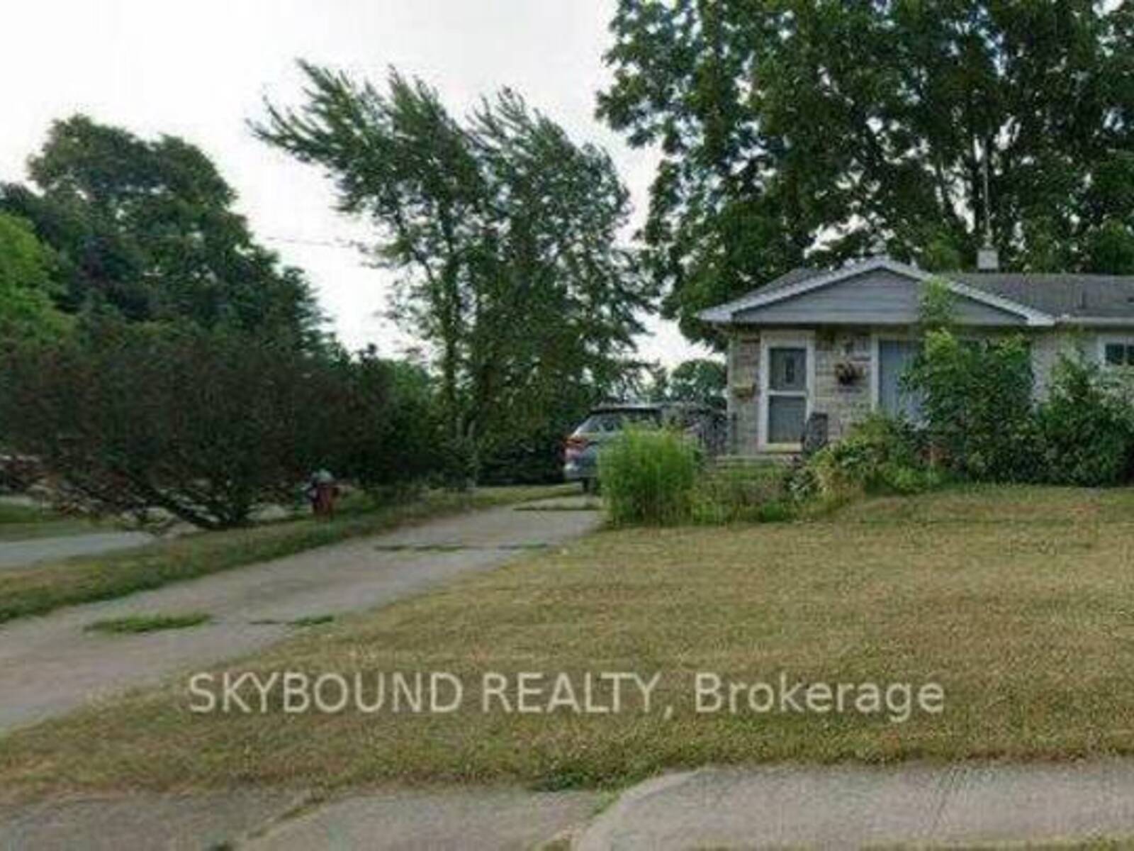 6398 SHERWOOD ROAD, Niagara Falls, Ontario L2E 5M1