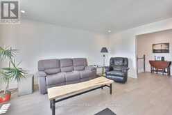 11 LYNWOOD DRIVE | Hamilton Ontario | Slide Image Eleven