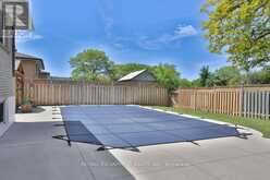 11 LYNWOOD DRIVE | Hamilton Ontario | Slide Image Thirty-two