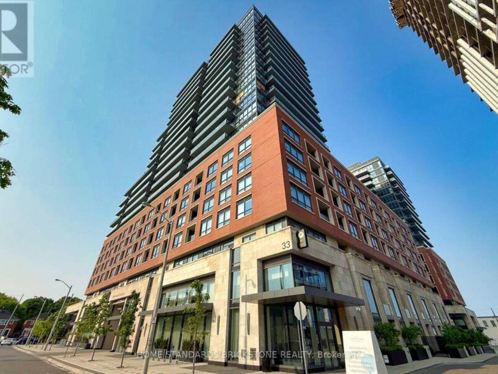 429 - 33 FREDERICK TODD WAY, Toronto, Ontario M4G 0C9