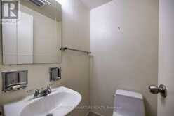 62 THORNY VINEWAY | Toronto Ontario | Slide Image Thirteen