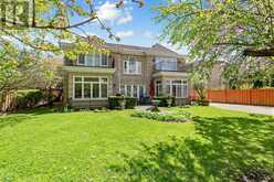 44 COTSWOLD CRESCENT | Toronto Ontario | Slide Image Ten
