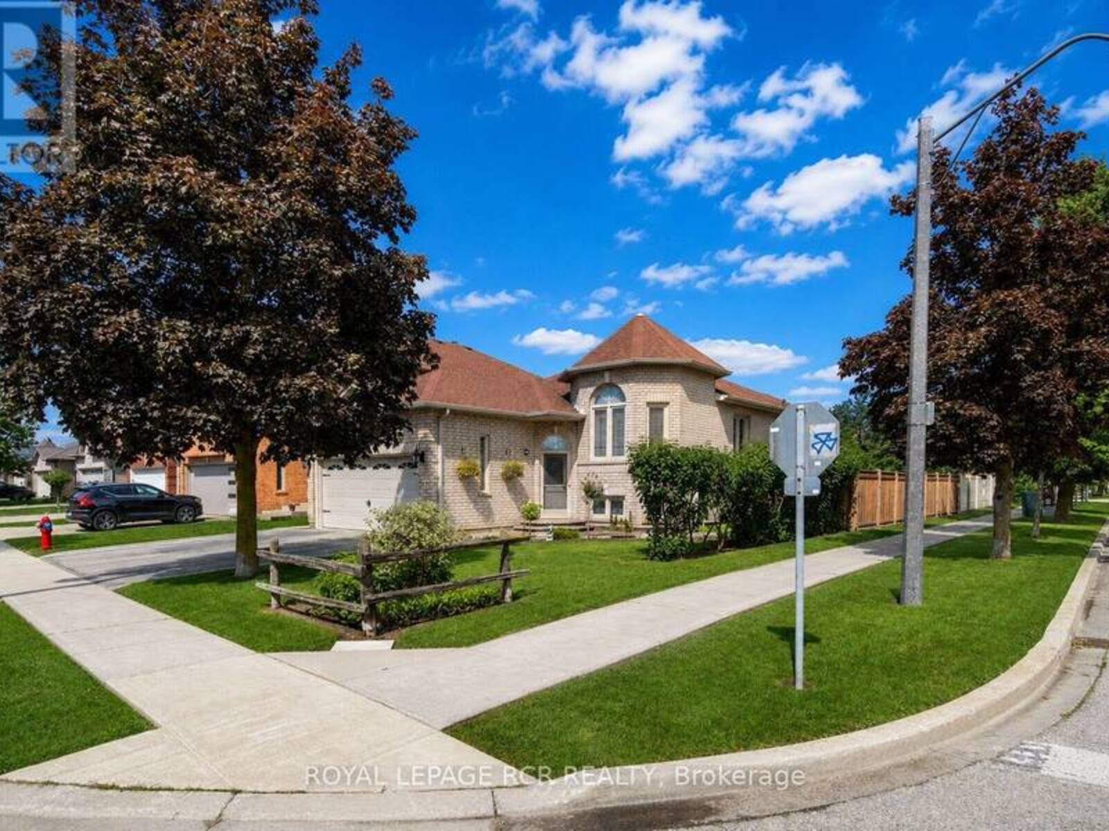 65 ROYALTON DRIVE, Caledon, Ontario L7E 2G5