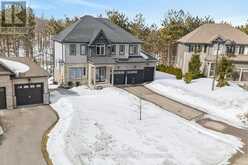4 BOVILLE COURT | Oro-Medonte Ontario | Slide Image Three