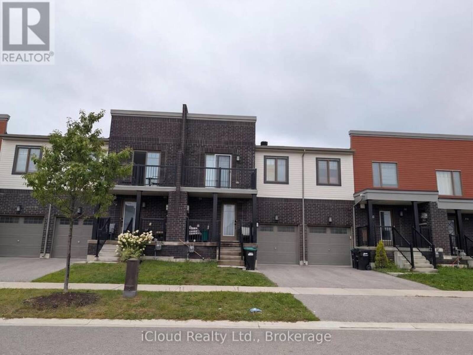 58 BROWN BEAR STREET, Barrie, Ontario L9J 0H8