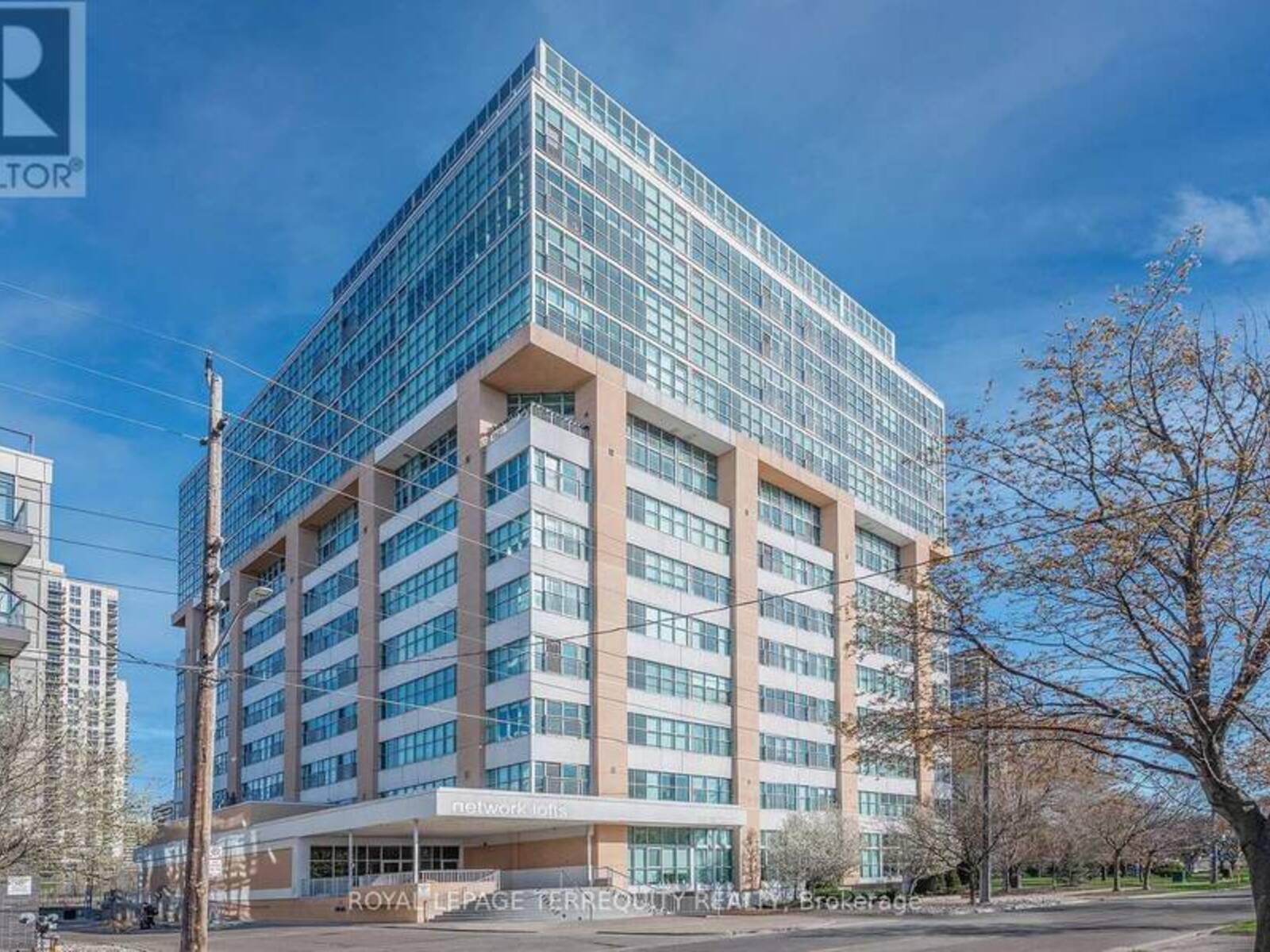 707 - 2 FIELDWAY ROAD, Toronto, Ontario M8Z 0B9
