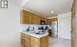 13 - 9 WENTWORTH DRIVE | Grimsby Ontario | Slide Image Ten
