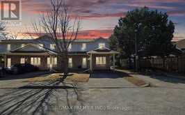 13 - 9 WENTWORTH DRIVE | Grimsby Ontario | Slide Image One