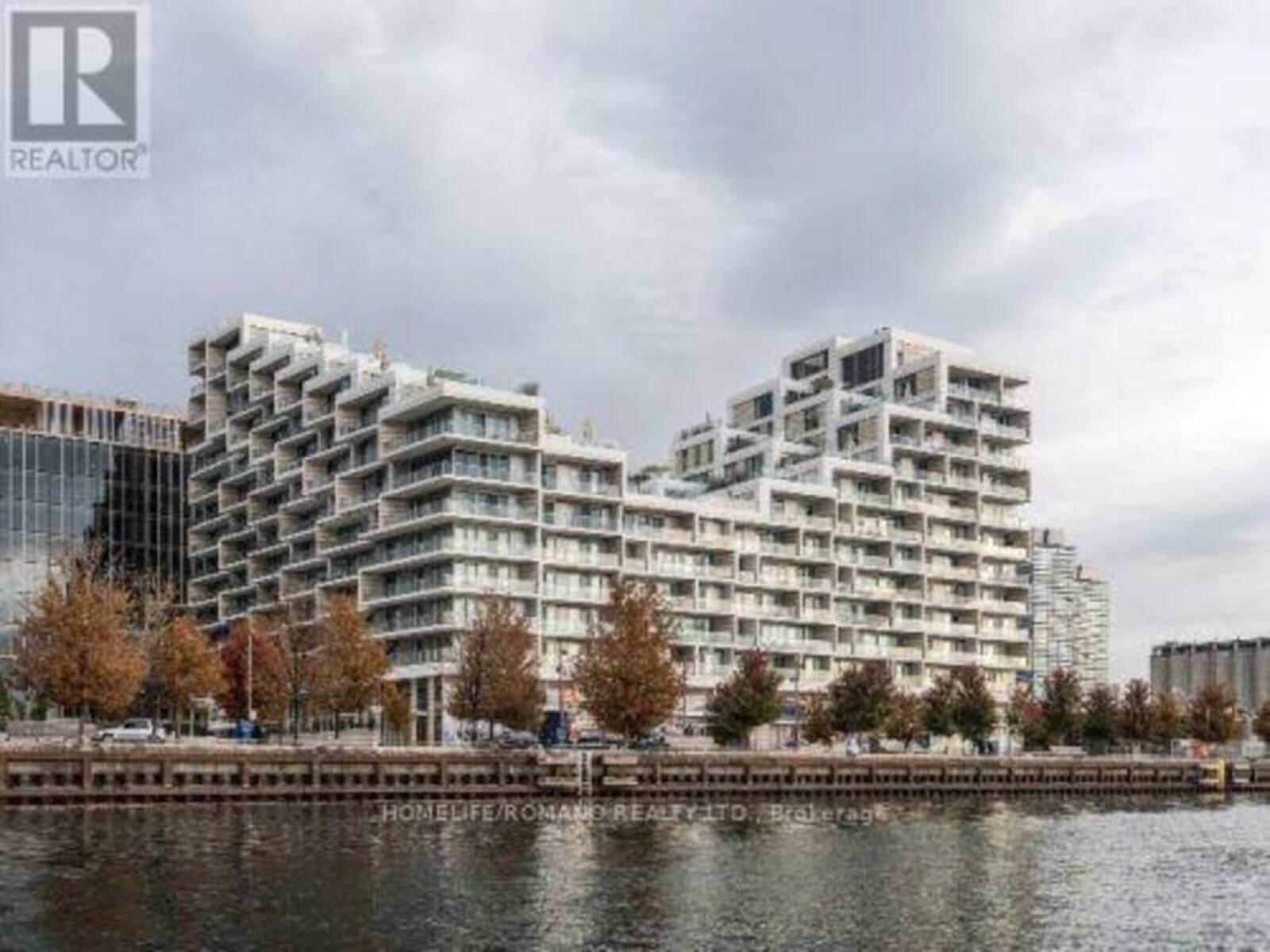 513 - 118 MERCHANTS' WHARF, Toronto, Ontario M5A 0L3