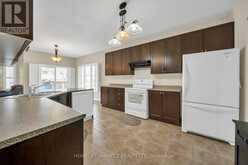 57 BRONZE CRESCENT | Bradford West Gwillimbury Ontario | Slide Image Sixteen
