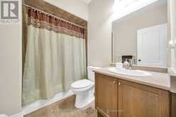 57 BRONZE CRESCENT | Bradford West Gwillimbury Ontario | Slide Image Seventeen