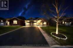 57 BRONZE CRESCENT | Bradford West Gwillimbury Ontario | Slide Image One