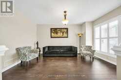 57 BRONZE CRESCENT | Bradford West Gwillimbury Ontario | Slide Image Six