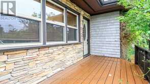 523 LAKE DRIVE E | Georgina Ontario | Slide Image Thirteen