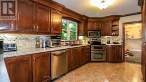 523 LAKE DRIVE E | Georgina Ontario | Slide Image Fifteen