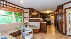 523 LAKE DRIVE E | Georgina Ontario | Slide Image Seventeen