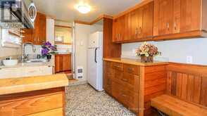 523 LAKE DRIVE E | Georgina Ontario | Slide Image Thirty-four