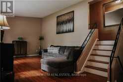 1 VERA COURT | Hamilton Ontario | Slide Image Sixteen