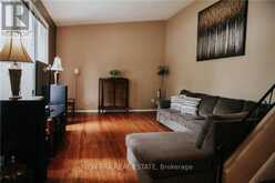 1 VERA COURT | Hamilton Ontario | Slide Image Seventeen
