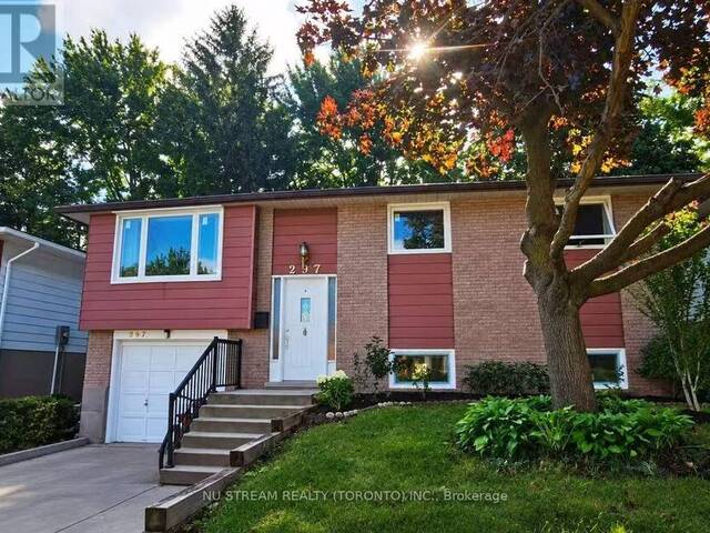 297 TOLL GATE BOULEVARD Waterloo Ontario, N2L 4M5 - Multi-family Home For Sale