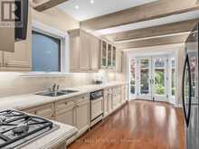 552 ST CLEMENTS AVENUE | Toronto Ontario | Slide Image Twelve
