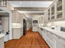 552 ST CLEMENTS AVENUE | Toronto Ontario | Slide Image Sixteen