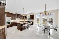 233 CARISBROOKE CIRCLE | Aurora Ontario | Slide Image Thirteen