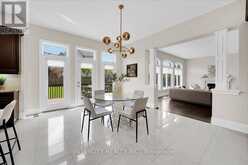 233 CARISBROOKE CIRCLE | Aurora Ontario | Slide Image Nineteen