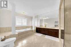 233 CARISBROOKE CIRCLE | Aurora Ontario | Slide Image Thirty-one