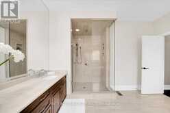 233 CARISBROOKE CIRCLE | Aurora Ontario | Slide Image Thirty-three