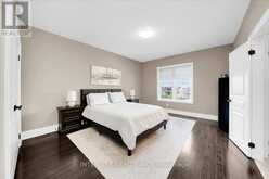 233 CARISBROOKE CIRCLE | Aurora Ontario | Slide Image Forty