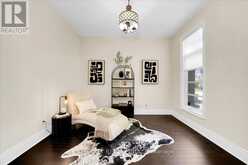 233 CARISBROOKE CIRCLE | Aurora Ontario | Slide Image Nine