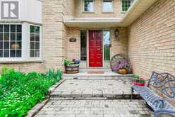 128 REEVE DRIVE | Markham Ontario | Slide Image Four