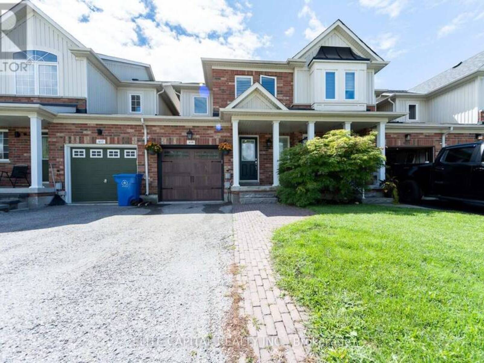 405 KING STREET E, East Gwillimbury, Ontario L0G 1M0