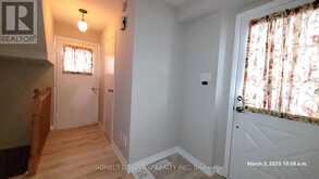 87 MOOREHOUSE DRIVE | Toronto Ontario | Slide Image Ten