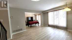 87 MOOREHOUSE DRIVE | Toronto Ontario | Slide Image Fourteen