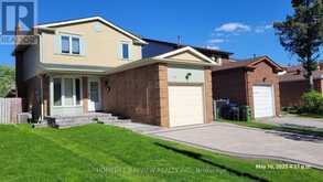 87 MOOREHOUSE DRIVE | Toronto Ontario | Slide Image Two