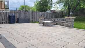 87 MOOREHOUSE DRIVE | Toronto Ontario | Slide Image Eight