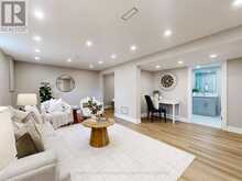 30 SIR CARADOC PLACE | Markham Ontario | Slide Image Sixteen
