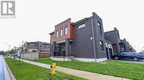 92 FAIRLANE AVENUE | Barrie Ontario | Slide Image Two