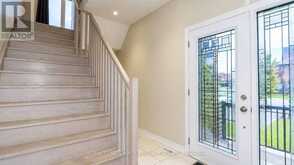 92 FAIRLANE AVENUE | Barrie Ontario | Slide Image Twelve
