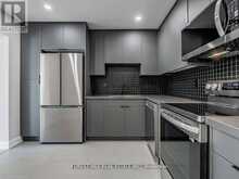 37 - 2120 RATHBURN ROAD E | Mississauga Ontario | Slide Image Six