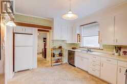 22 PEEL AVENUE | Brampton Ontario | Slide Image Ten