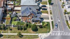 2 BRENTWICK DRIVE | Brampton Ontario | Slide Image Three