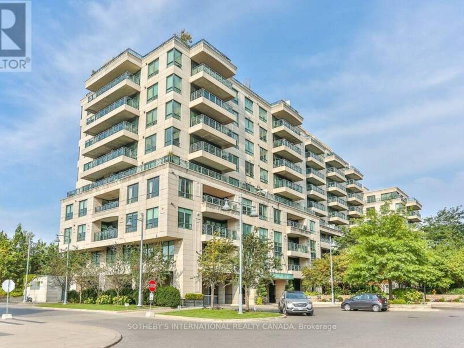 301 - 20 SCRIVENER SQUARE, Toronto, Ontario M4W 3X9